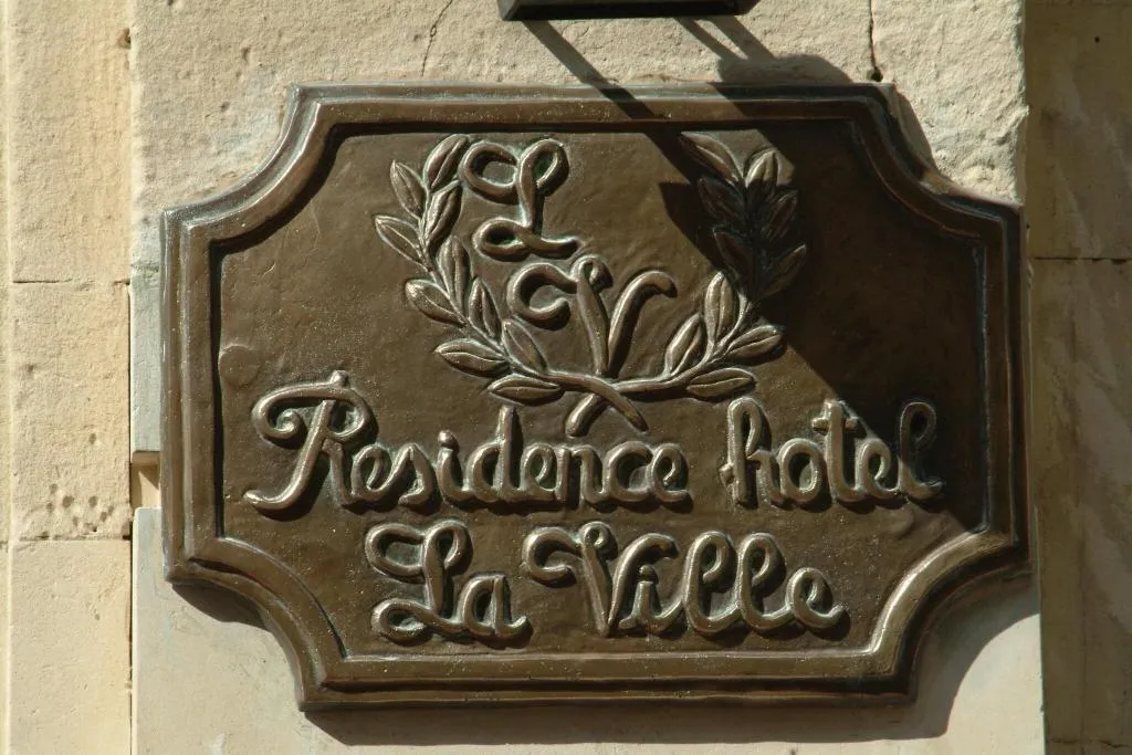 General view, La Ville, Catania