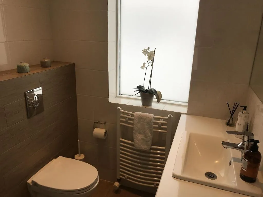 Room, Snorri's Guesthouse, Reykjavik