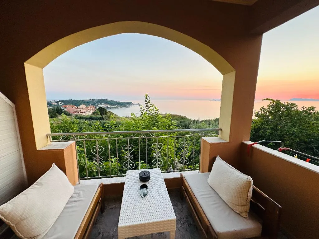 Double or Twin ONE BEDROOM ONE BATHROOM Room, Nikos Apartments Corfu, Corfu