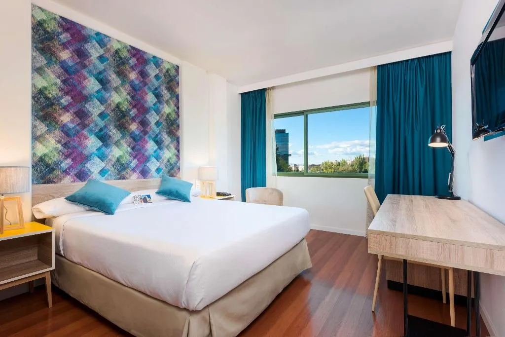 DOUBLE QUEEN SIZE BED Room, Guadalajara Conference Center Affiliated By Melia, Madrid