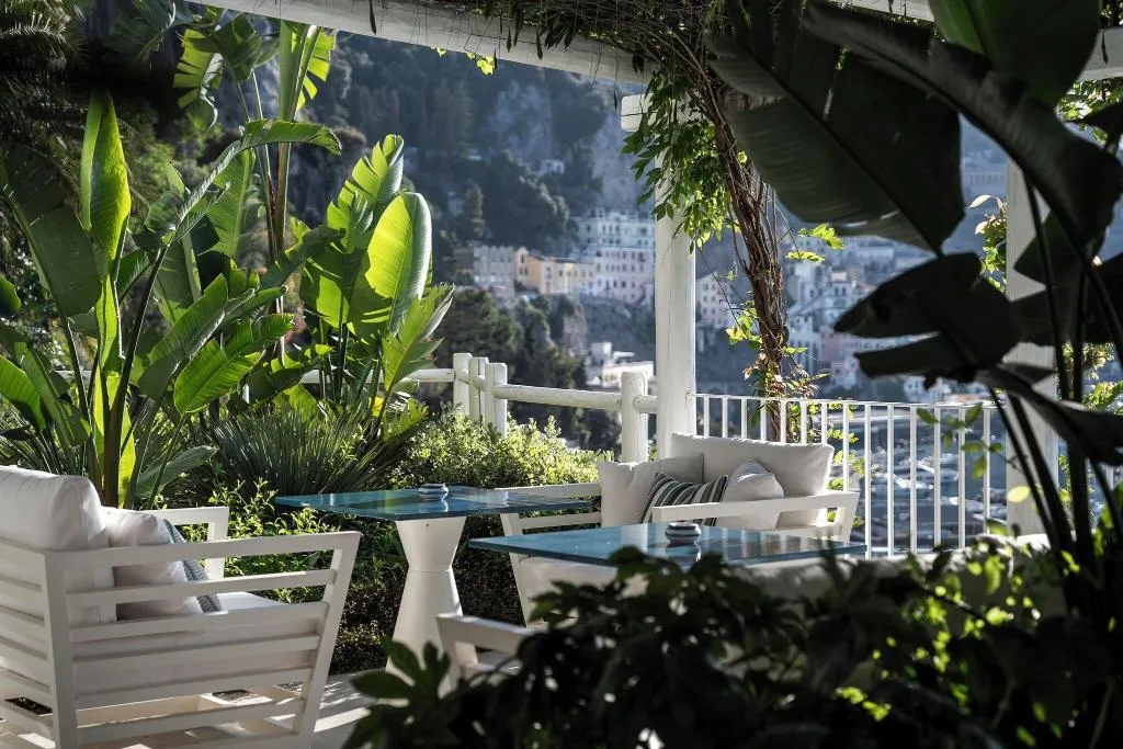 Restaurant, Miramalfi, Naples