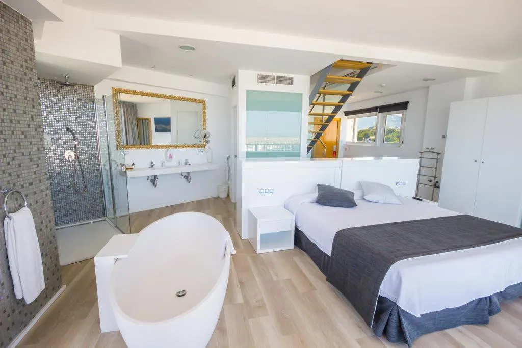 JUNIOR SUITE STANDARD Room, Amic Horizonte, Majorca