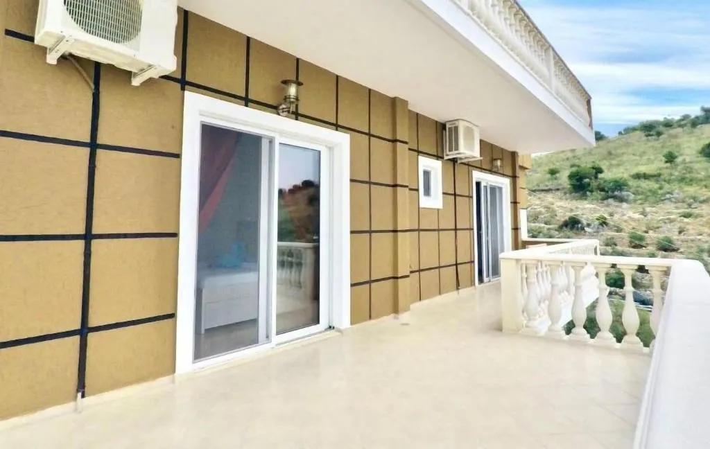 Room, Hotel Mucobega, Southern Albania