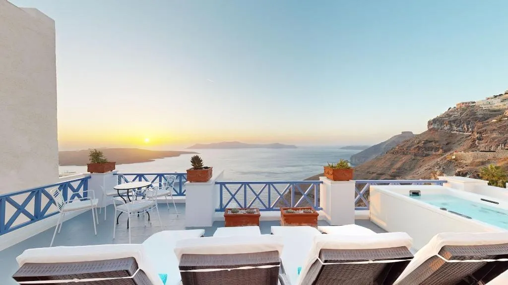 Room, Golden Grey Goose, Santorini