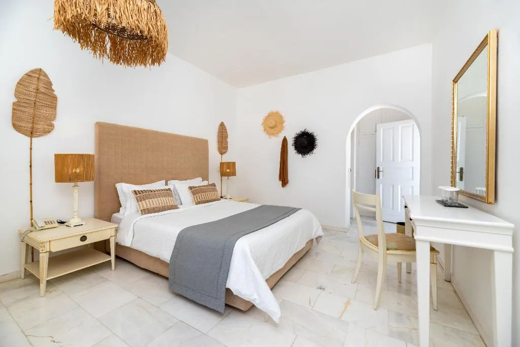 JUNIOR SUITE STANDARD Room, Amaria Beach Resort, Athens