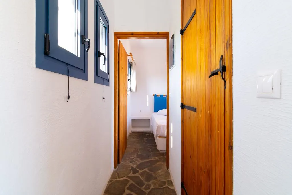 APARTMENT ONE BEDROOM Room, Okirroi Villas and Apts, Crete