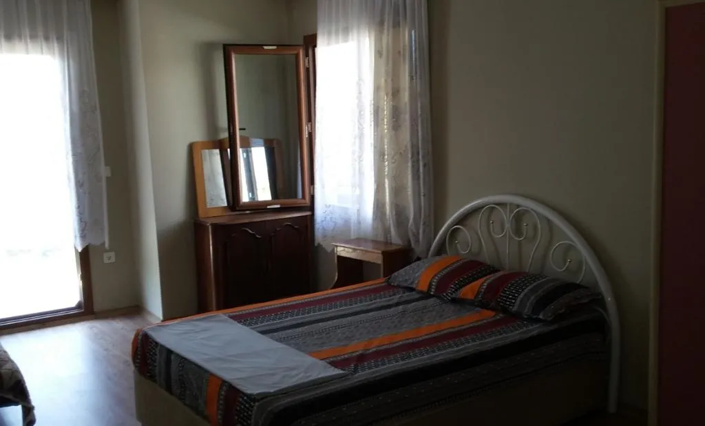 VILLA FIVE BEDROOMS Room, Ayvalik Camlik Villalari, Izmir