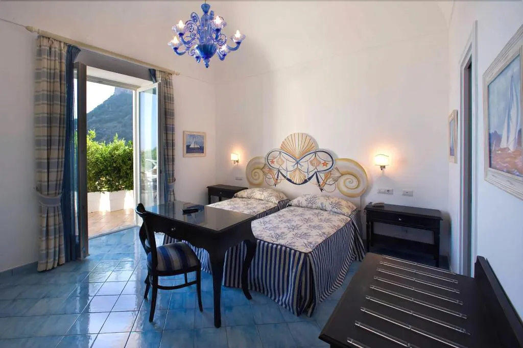 Room, Palazzo Marzoli Resort, Naples