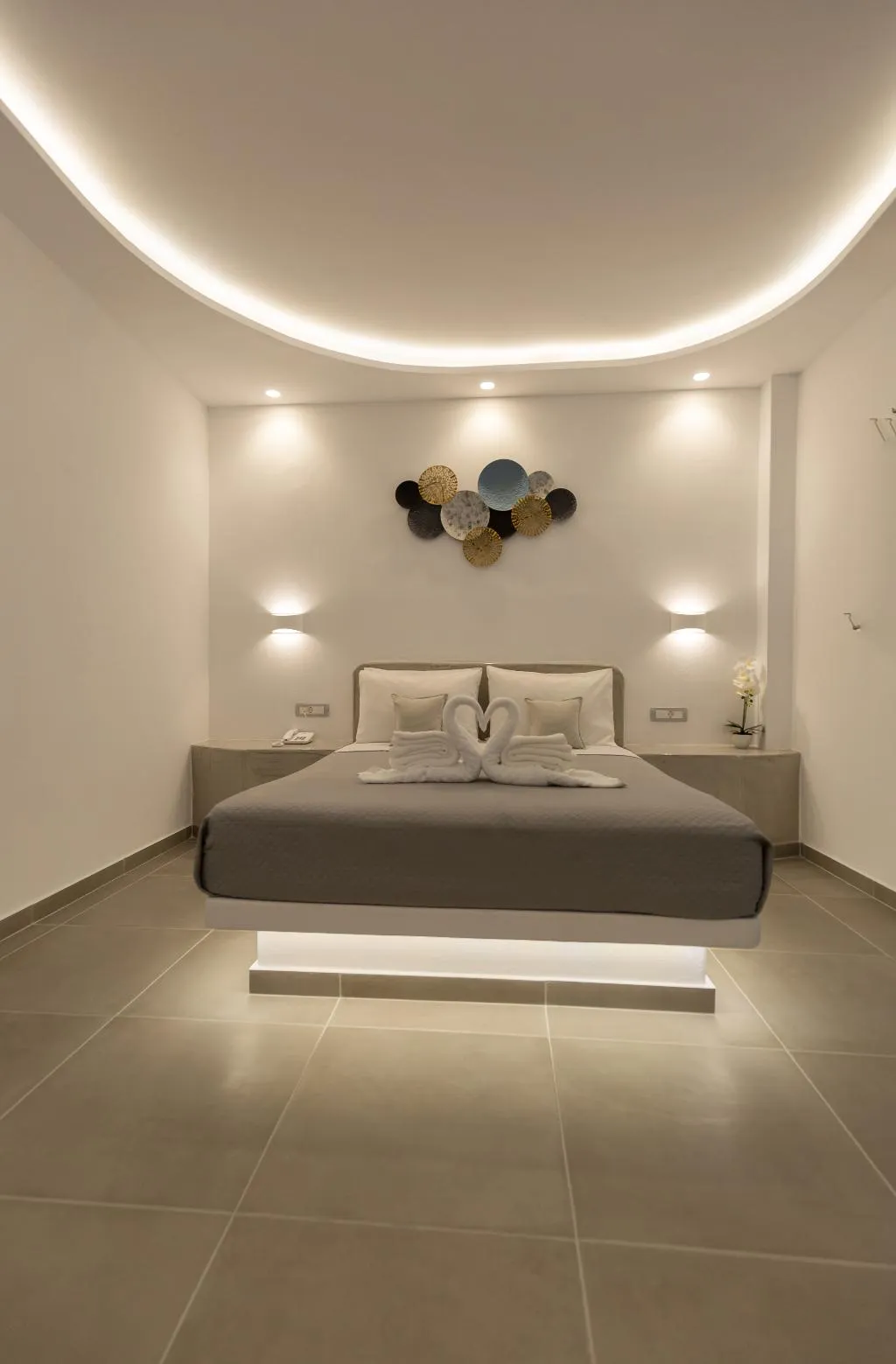 Double or Twin SUPERIOR Room, Perissa Bay, Santorini