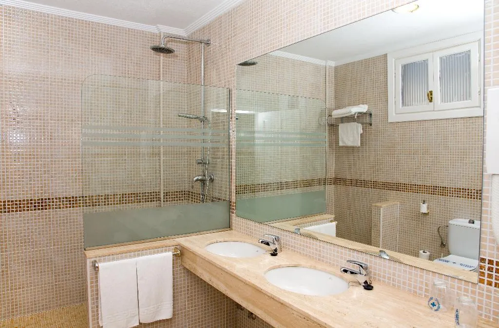 Room, Lloyds Beach Club, Costa Blanca