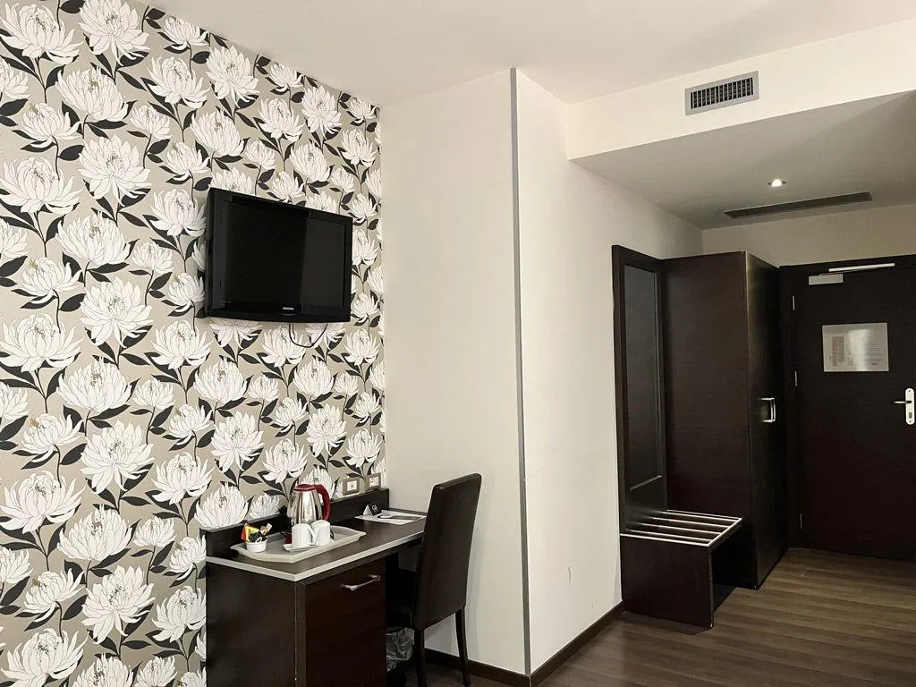 Double or Twin DELUXE Room, Catone District Hotel, Rome