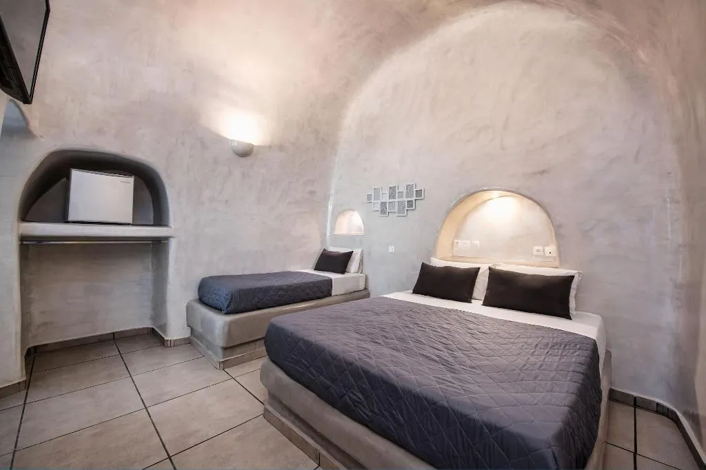 Room, Hotel Katerina's Castle, Santorini