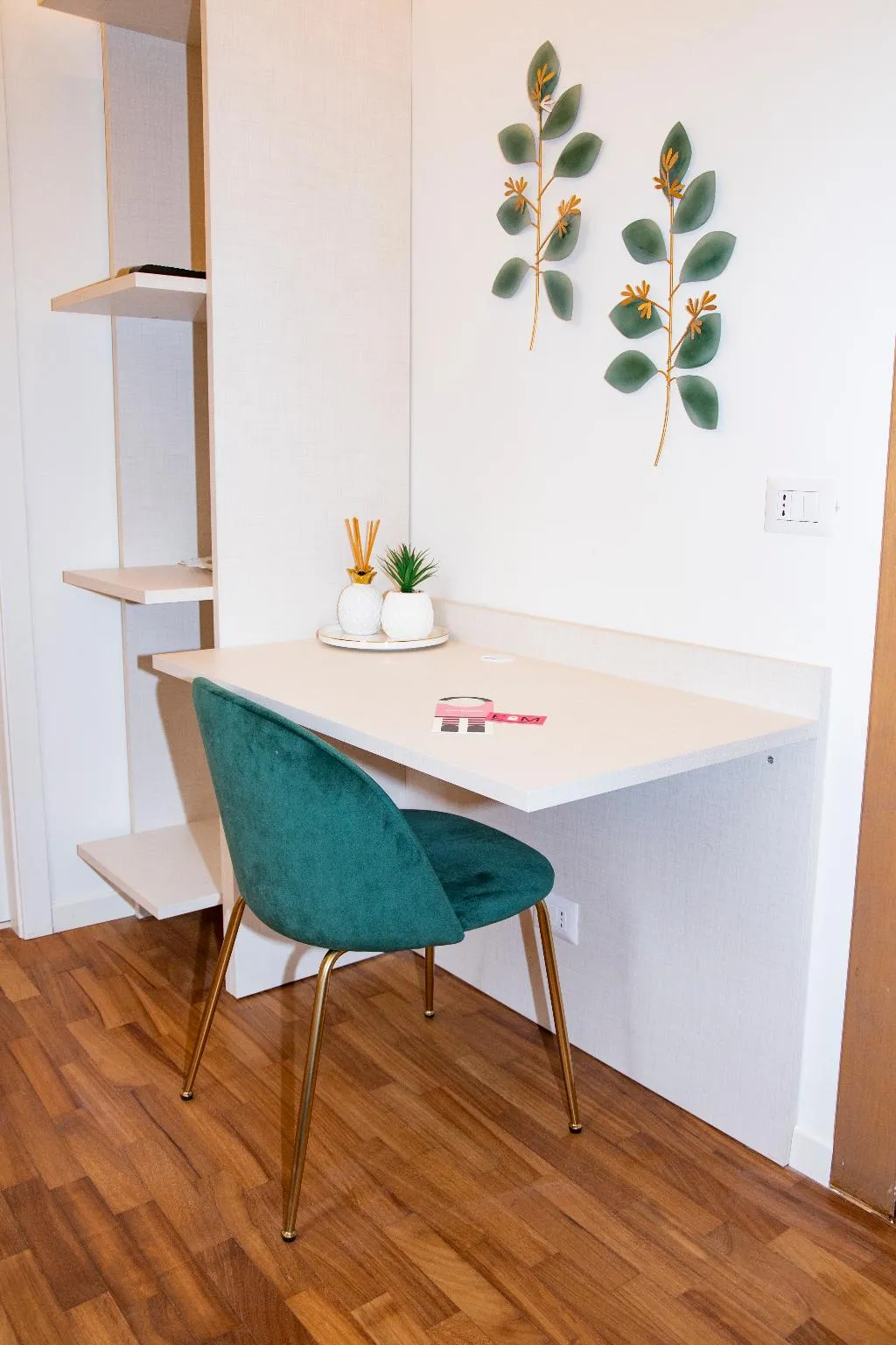 Room, Easy Apartment Navigli, Milan
