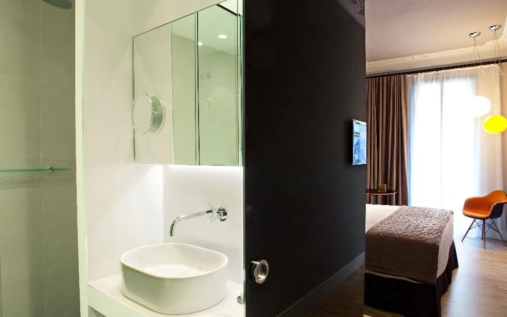 DOUBLE SUPERIOR KING BED Room, Alexandra Barcelona, Curio Collection by Hilton, Barcelona