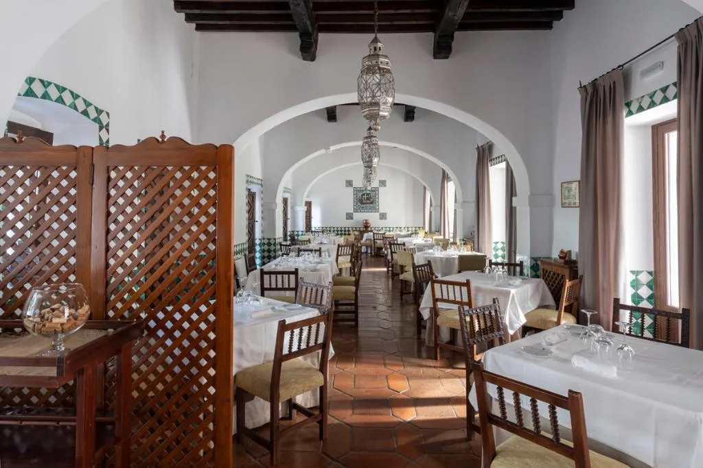 Restaurant, Parador de Guadalupe, Madrid