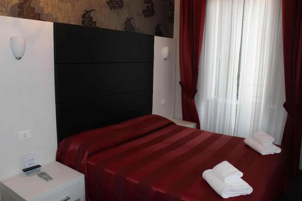 Room, Laterani Suite, Naples