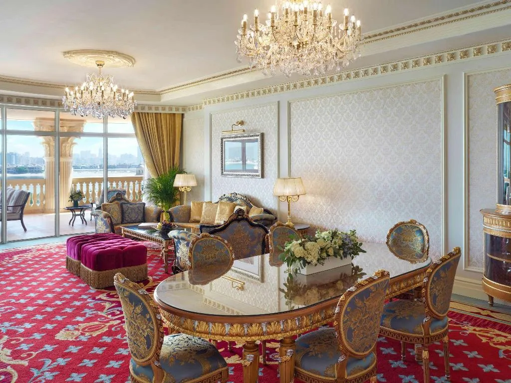 SUITE Presidential Room, Raffles The Palm Dubai, Dubai