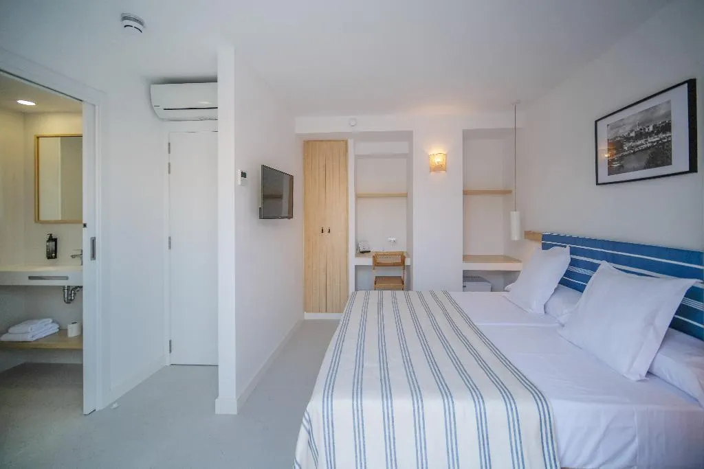 DOUBLE WITH BALCONY Room, Hotel Bini, Majorca
