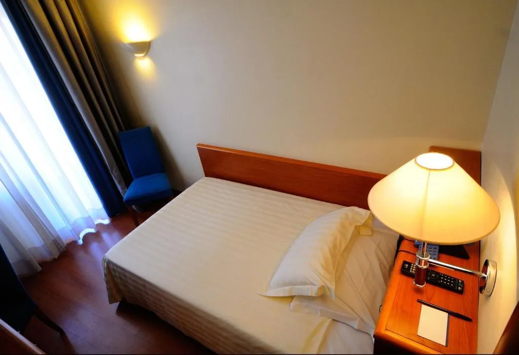SINGLE STANDARD Room, Best Western Plus Globus Hotel, Rome