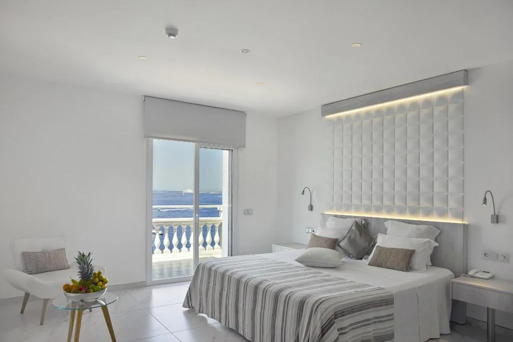 SUITE SEA VIEW ONE BEDROOM Room, Vistabella, Costa Brava