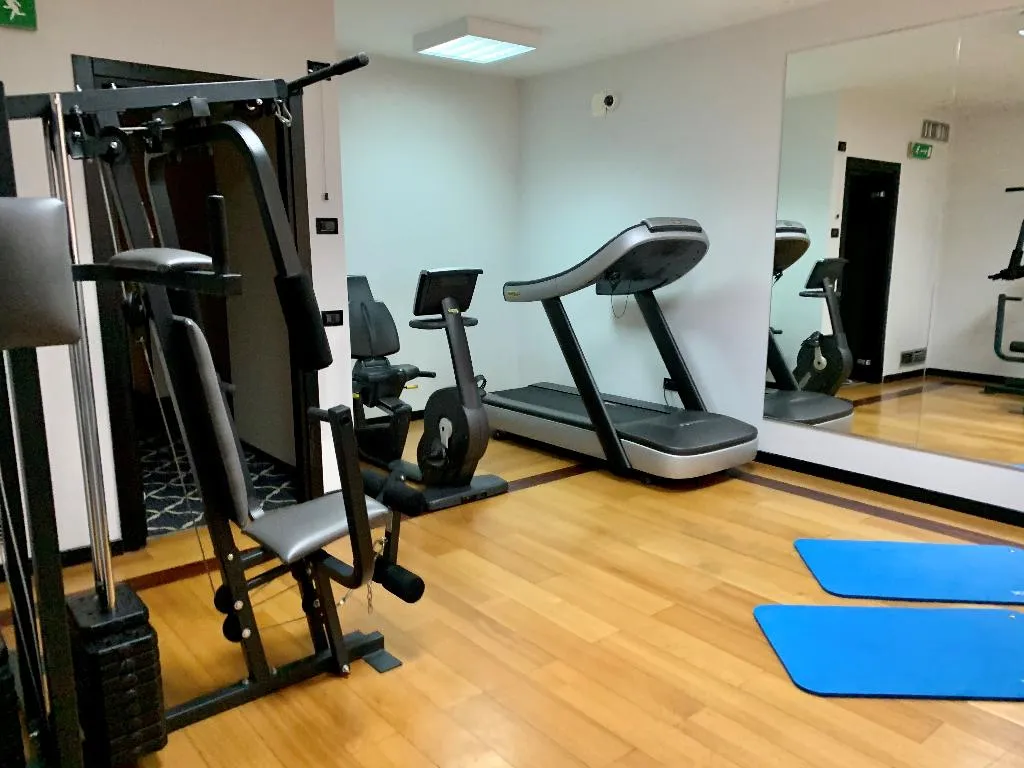 Sports and Entertainment, Ramada Naples, Naples