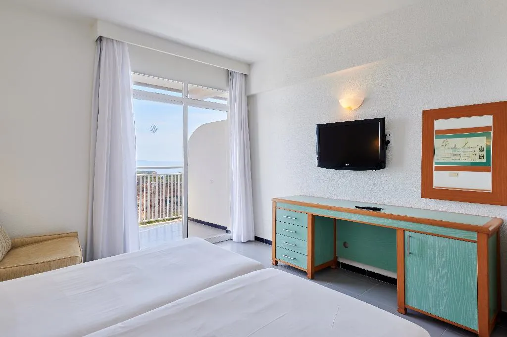 Double or Twin SEA VIEW Room, AluaSun Cala Antena, Majorca