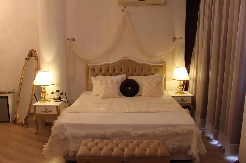 Room, Huri & Nuri Hotel, Izmir