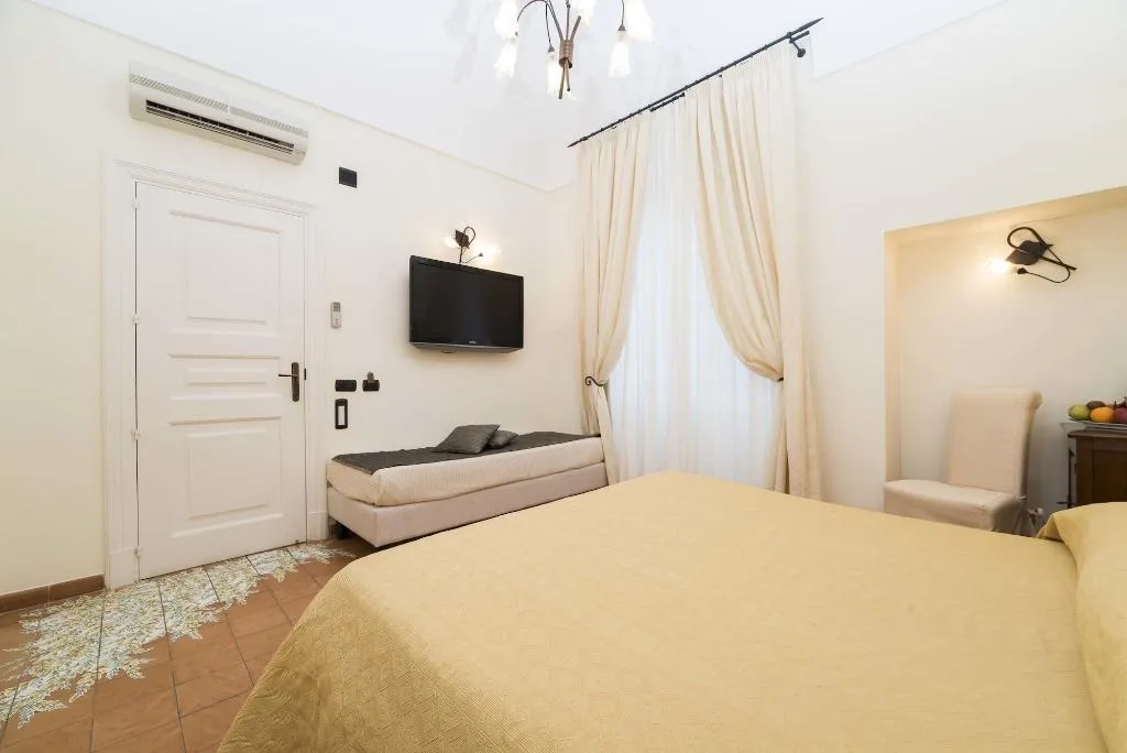 Room, Hotel Villa Annalara, Naples
