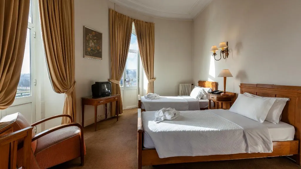 Room, Astoria - Coimbra, Madeira