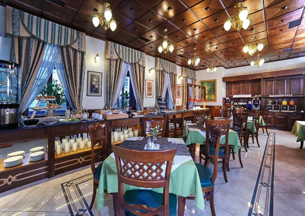 Restaurant, Green Garden Hotel Prague, Prague