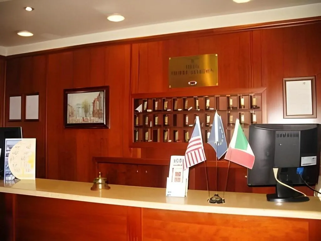 Lobby, Garden Hotel, Naples