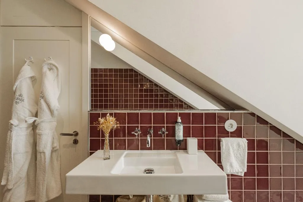 APARTMENT DELUXE TWO BEDROOM Room, Almaria - Edificio Da Corte, Lisbon