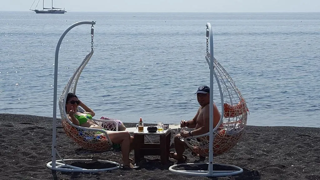 Beach, Pleasure Beachside Studios, Santorini