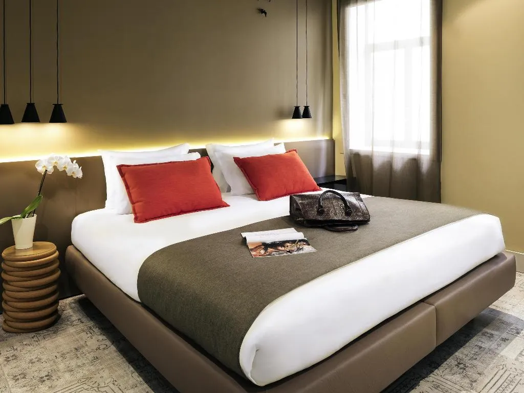 SUITE KING SIZE BED Room, Mercure Porto Centro Santa Catarina, Porto