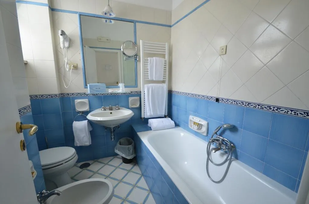 Double or Twin STANDARD Room, Gatto Bianco, Naples