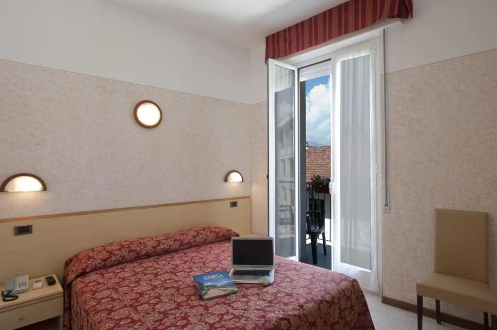 DOUBLE WITH BALCONY Room, Hotel Boston, Milan