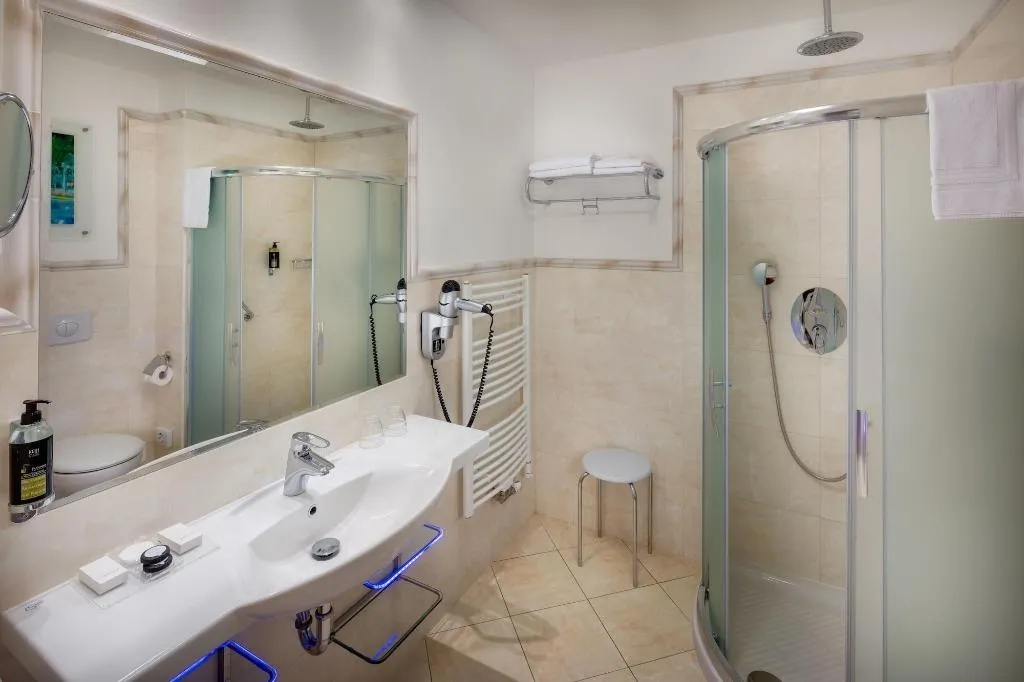 Room, Danubius Health Spa Resort Hvezda, Prague