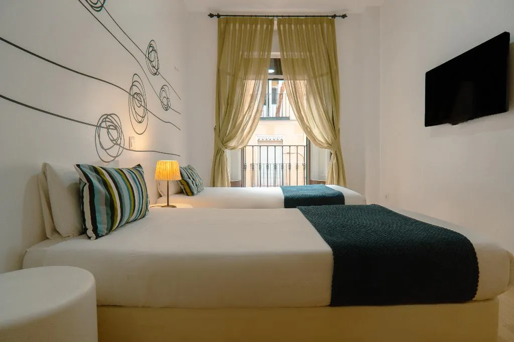 APARTMENT CAPACITY 5 TWO BEDROOMS Room, Smartr Chueca, Madrid