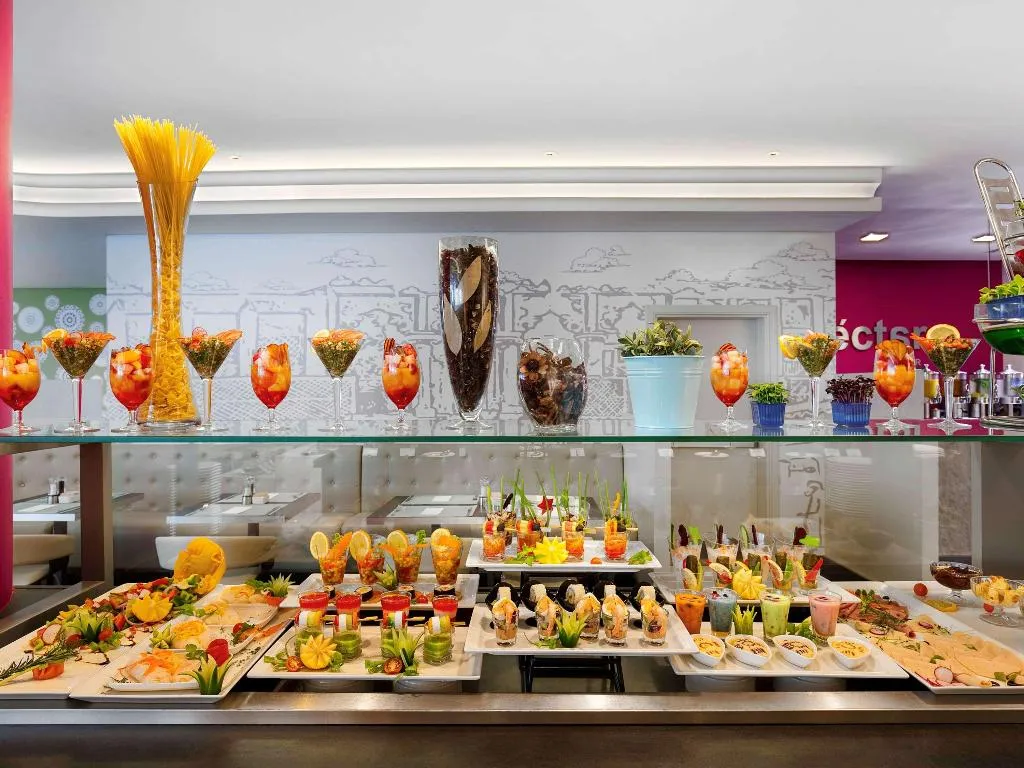 Restaurant, Ibis Styles Sharjah, Dubai