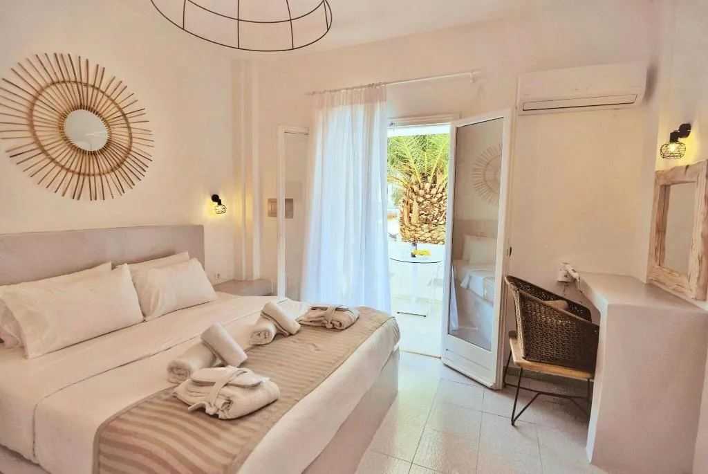 Room, Aspro Phos, Santorini