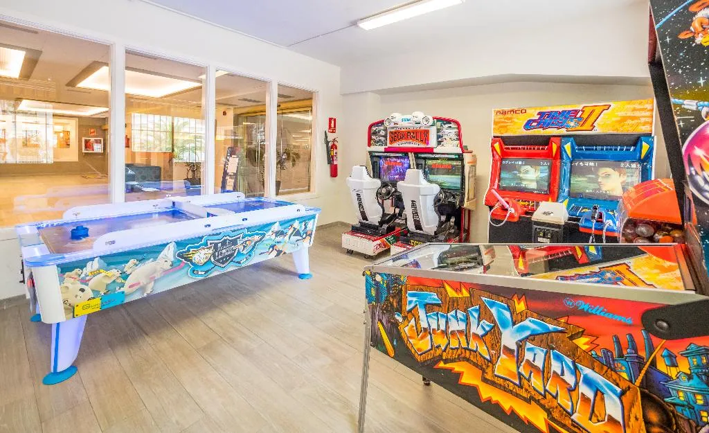 Sports and Entertainment, Golden Avenida Family Suites, Costa Dorada