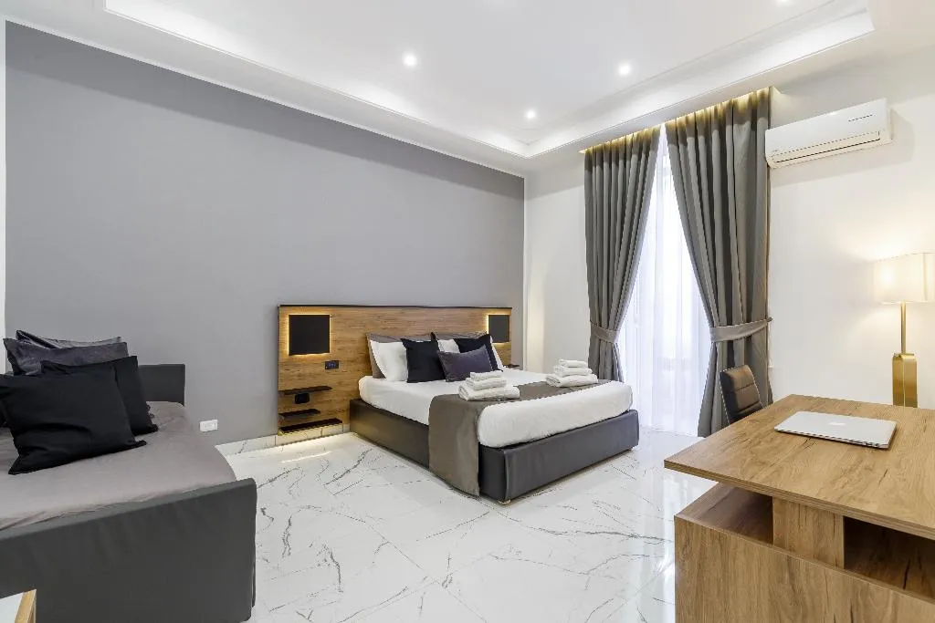 QUADRUPLE SUPERIOR Room, Sant'Angelo Suites, Naples