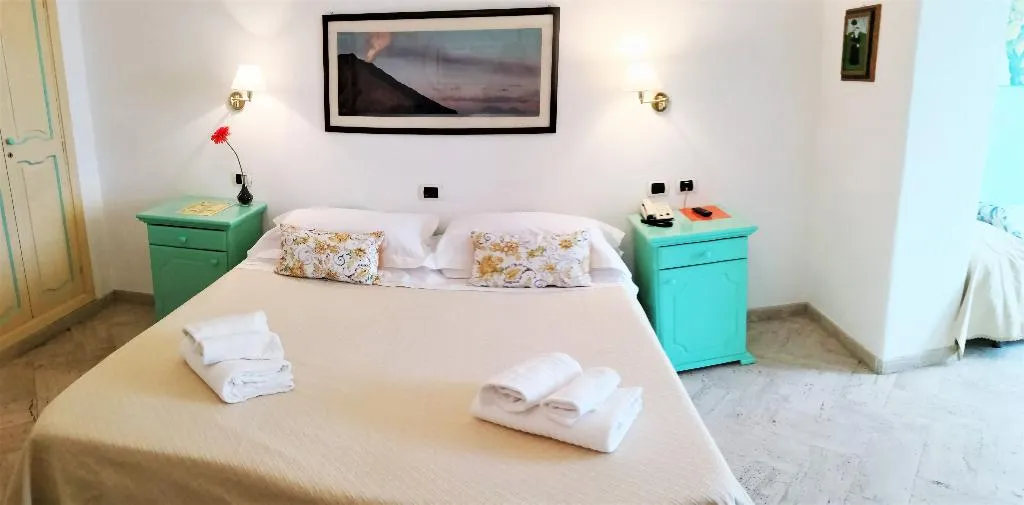 DOUBLE SUPERIOR Room, Hotel Ossidiana Stromboli, Palermo
