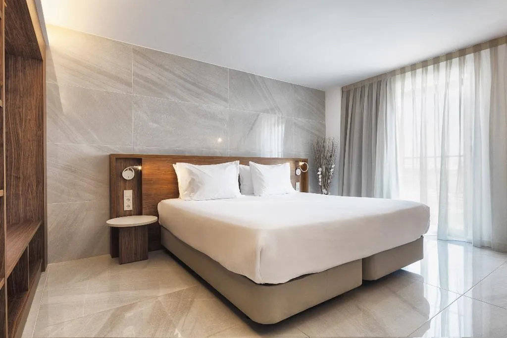 SUITE WITH BALCONY Room, Eurostars Puerto de Ibiza, Ibiza