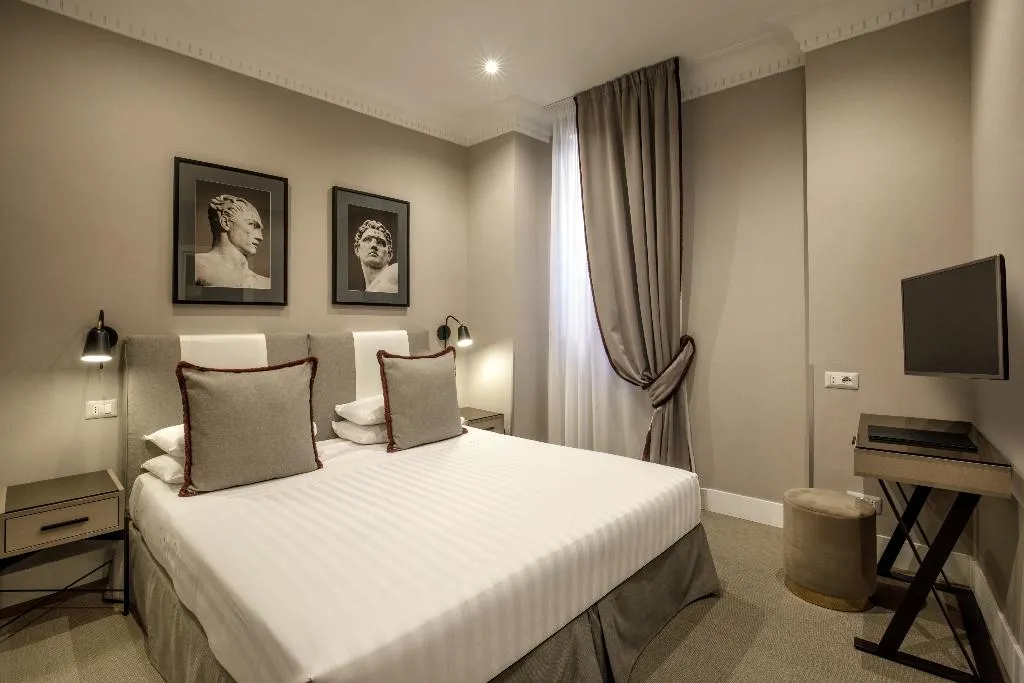 DOUBLE STANDARD Room, Condotti Boutique Hotel, Rome
