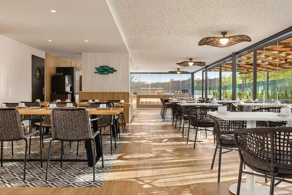 Restaurant, Wyndham Residences Alvor Beach, Algarve