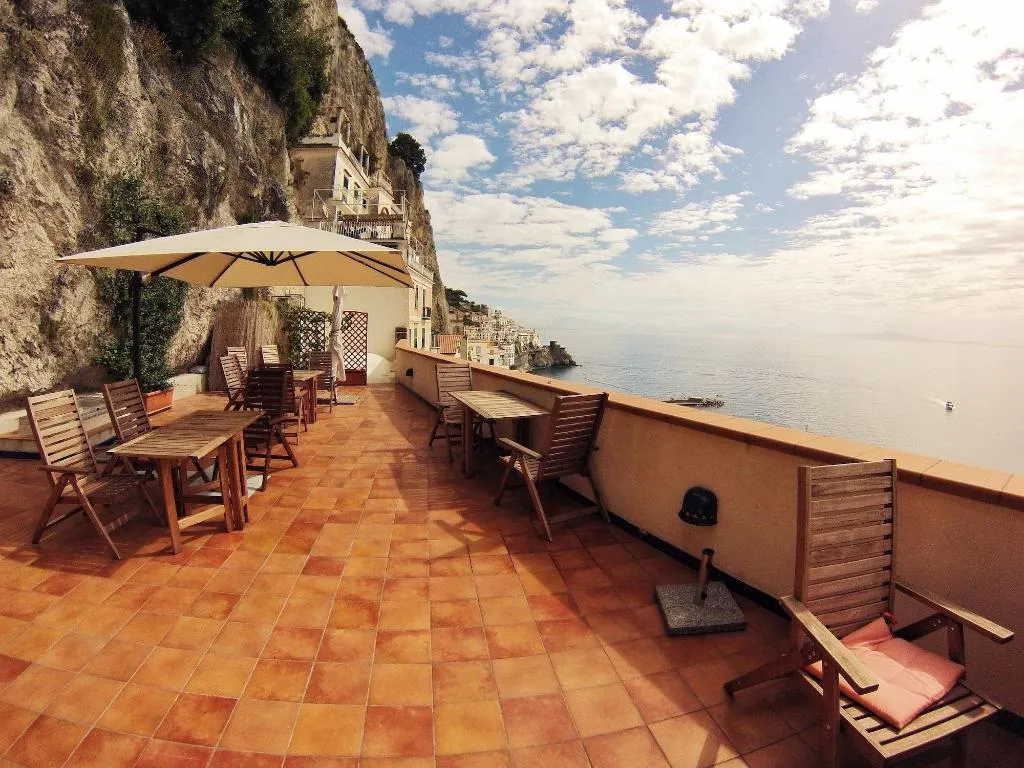 Terrace, Il Porticciolo di Amalfi, Naples