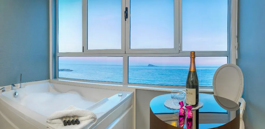 Double or Twin WITH JACUZZI Room, Villa del Mar Hotel Family Gourmet, Costa Blanca