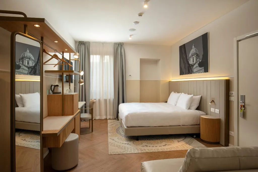 DOUBLE SUPERIOR Room, Cosmopolita Hotel Rome, Tapestry Collection by Hil, Rome