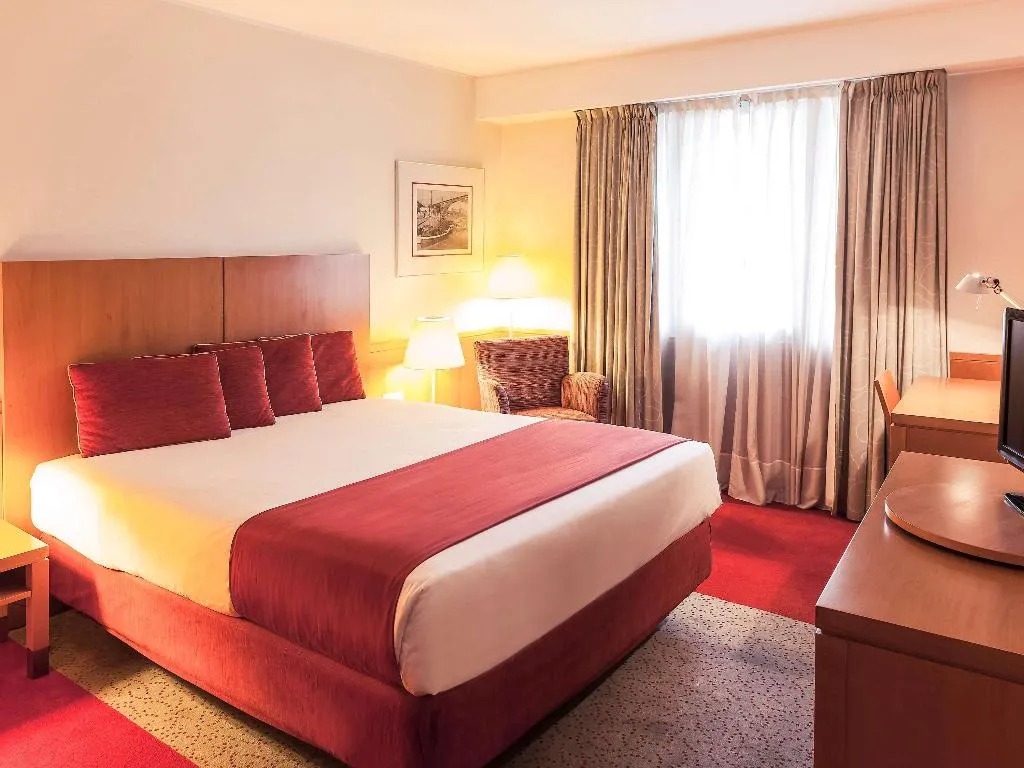 DOUBLE WITH DOUBLE BED Room, Mercure Porto Gaia, Porto